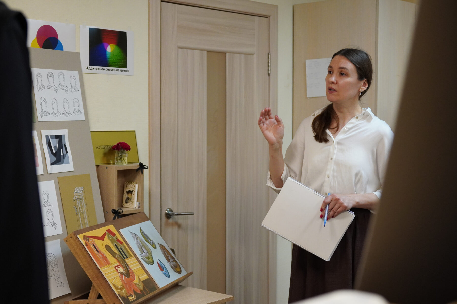 На иконописном отделении ДДС состоялся годовой смотр работ студентов